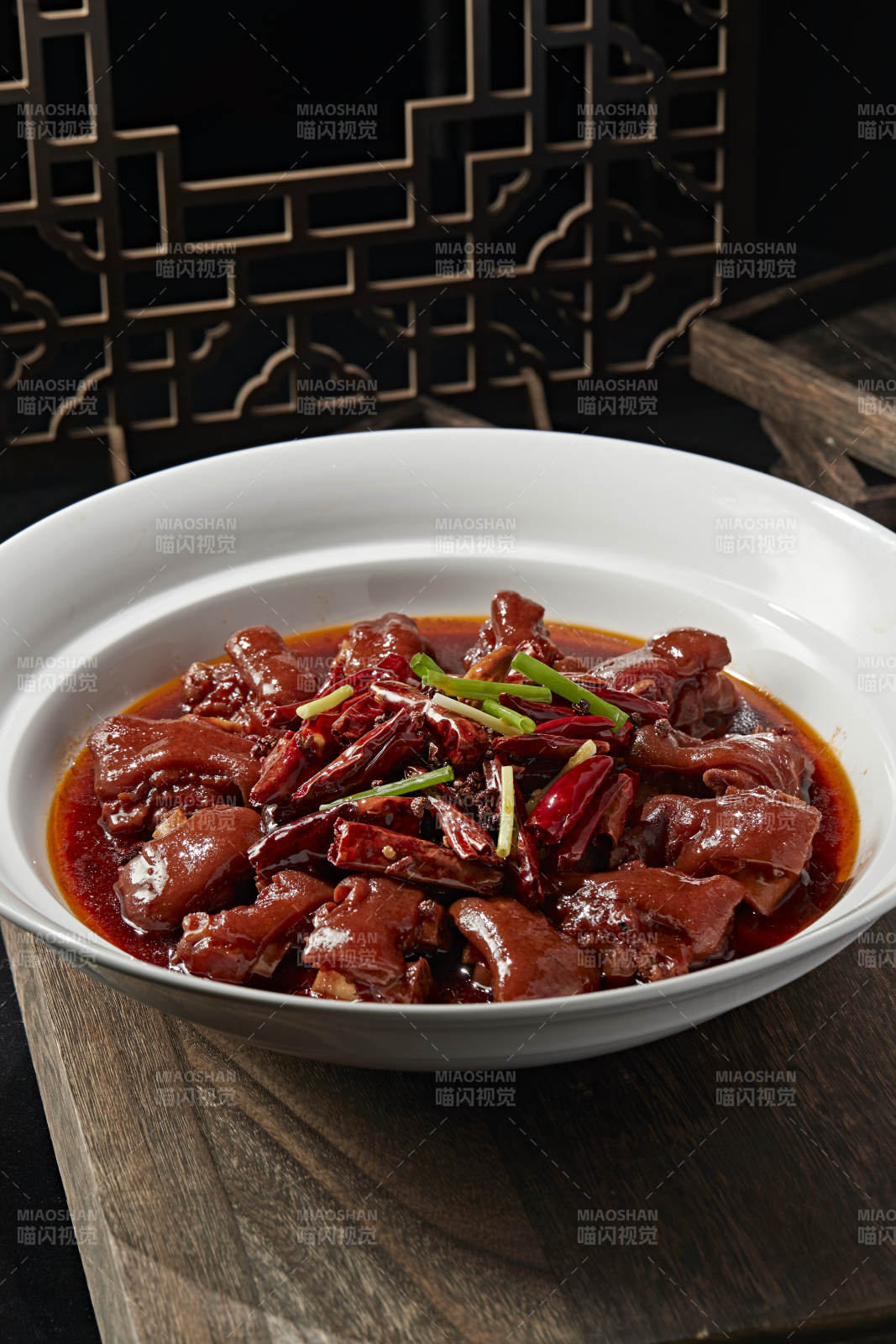 川味香辣猪蹄块图片