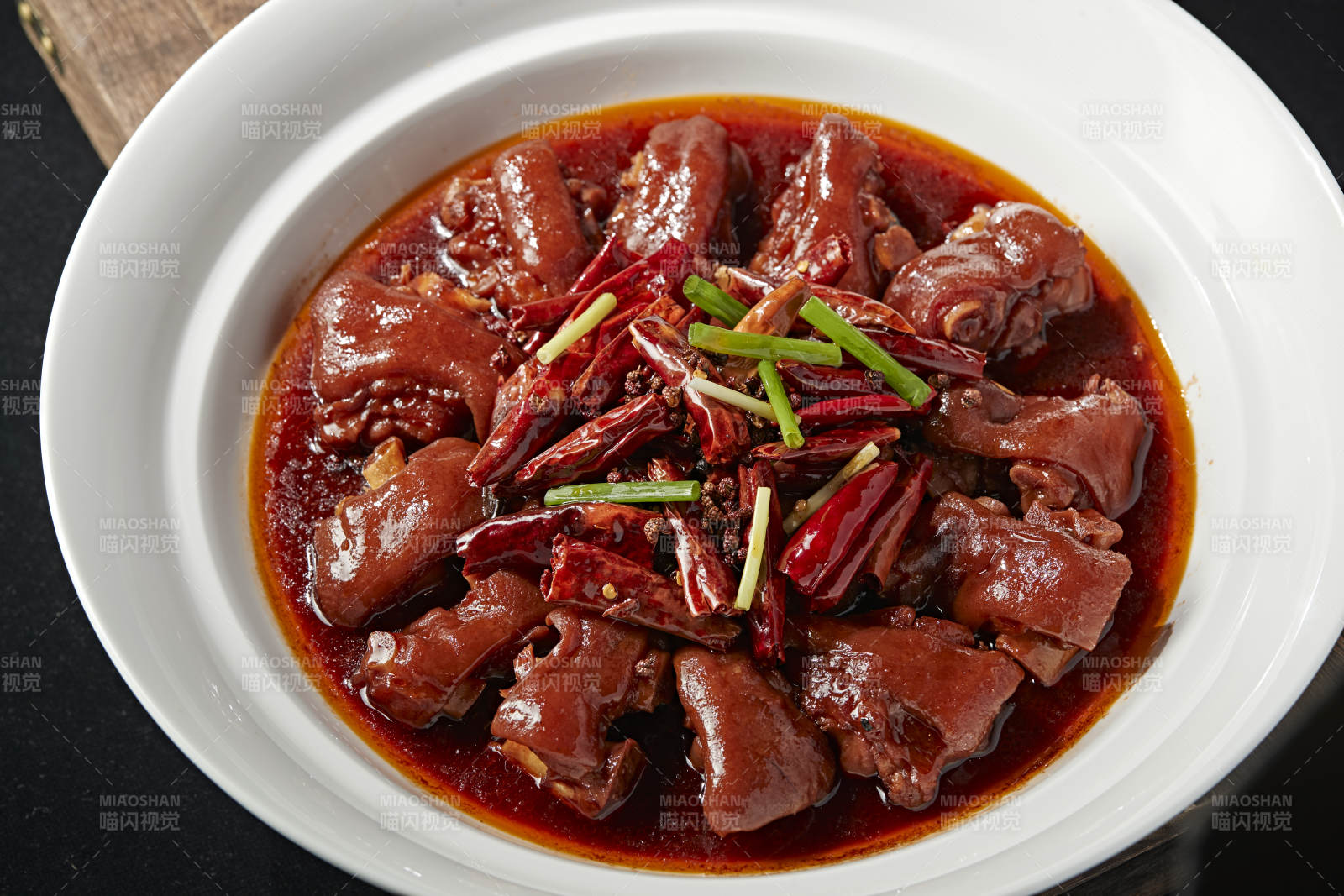 川味香辣猪蹄块图片
