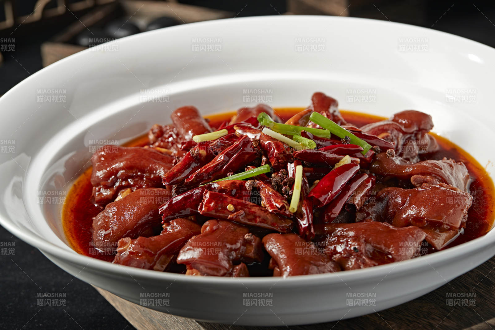 川味香辣猪蹄块图片