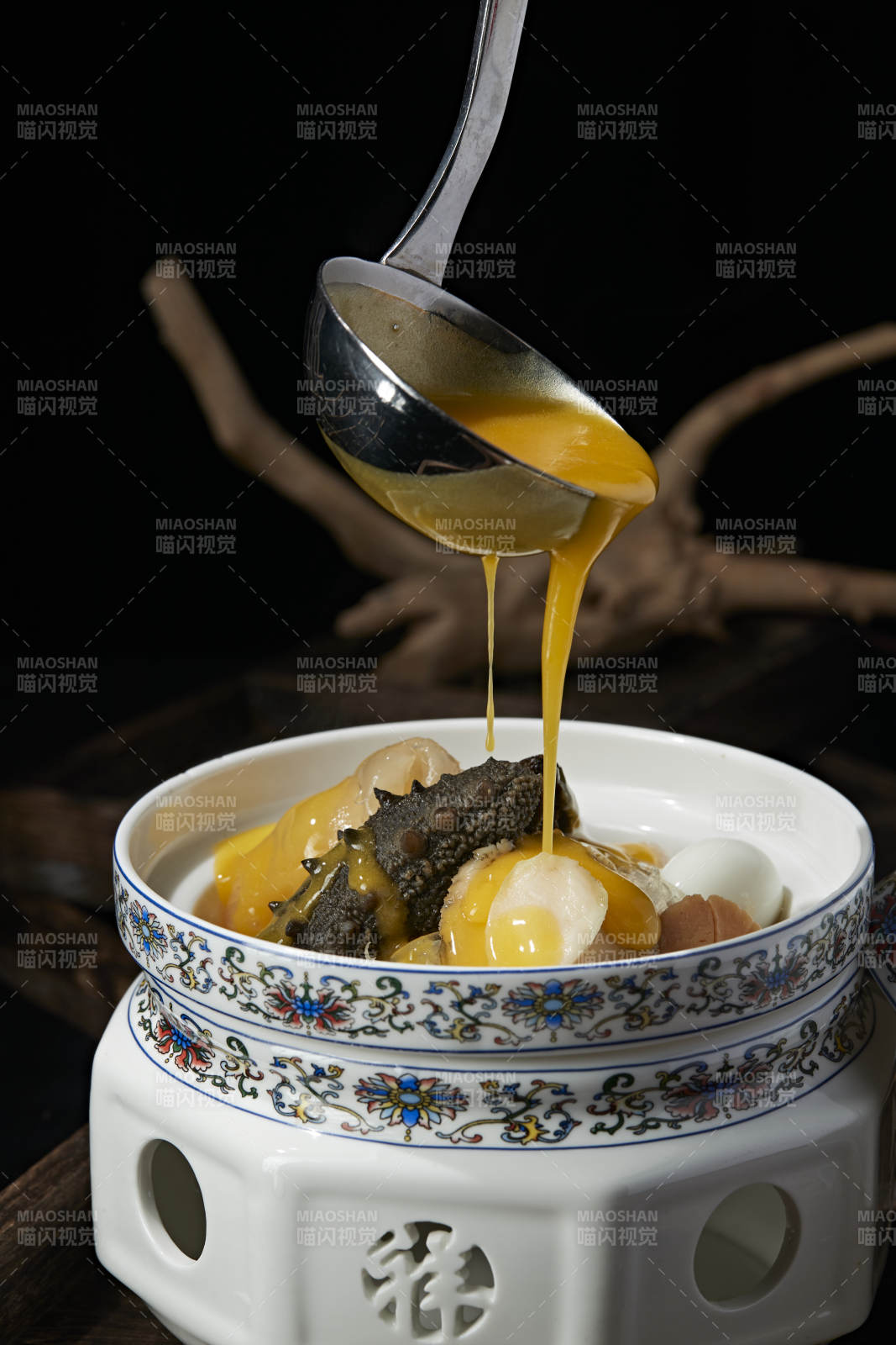 浓汤海鲜佛跳墙图片