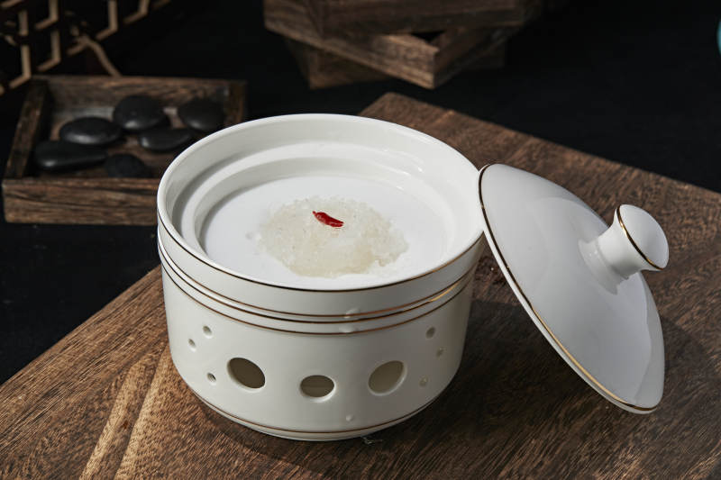 椰奶燕窝炖雪蛤图片