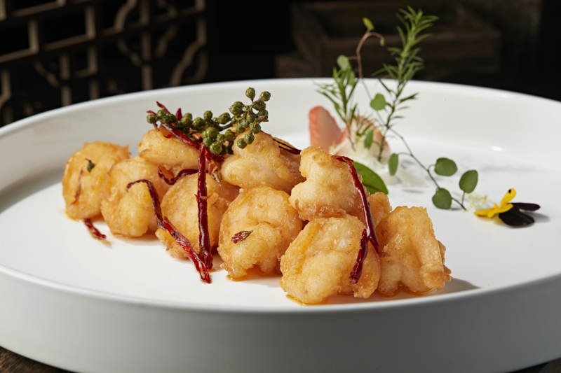 藤椒宫保大虾球图片