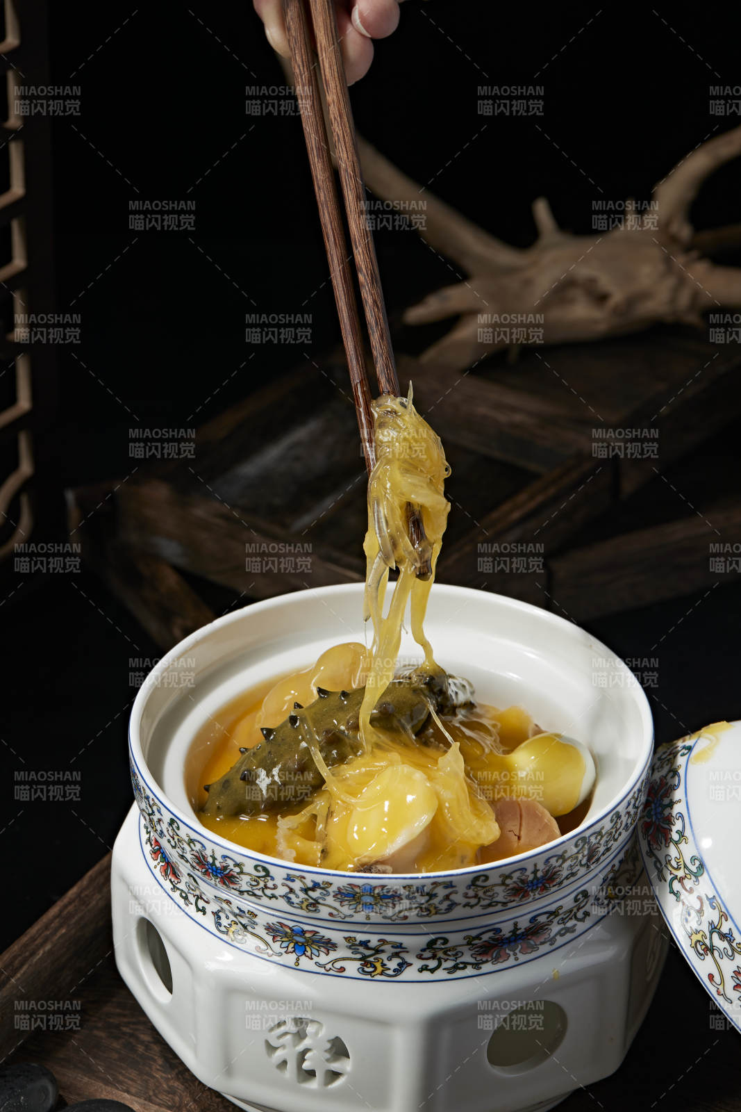 浓汤海鲜佛跳墙图片