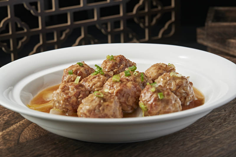 香炖猫头丸子图片