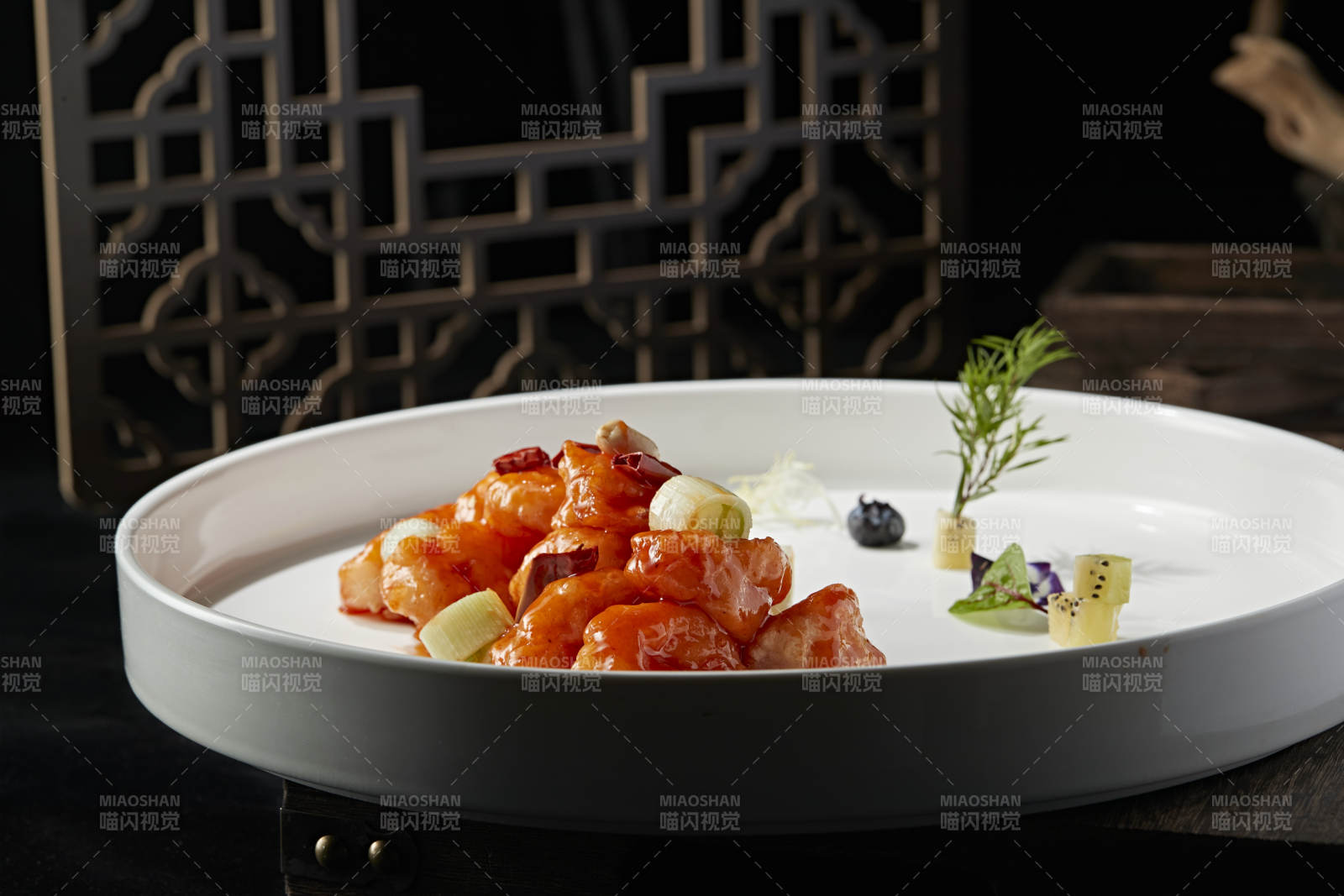 川香宫保大虾球图片