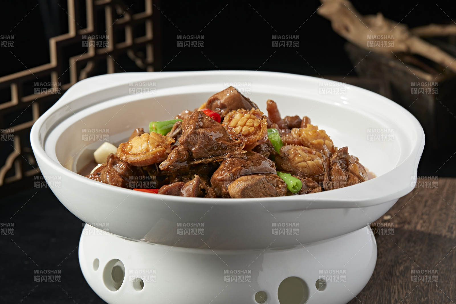 砂锅鲍鱼烧土鸡块图片