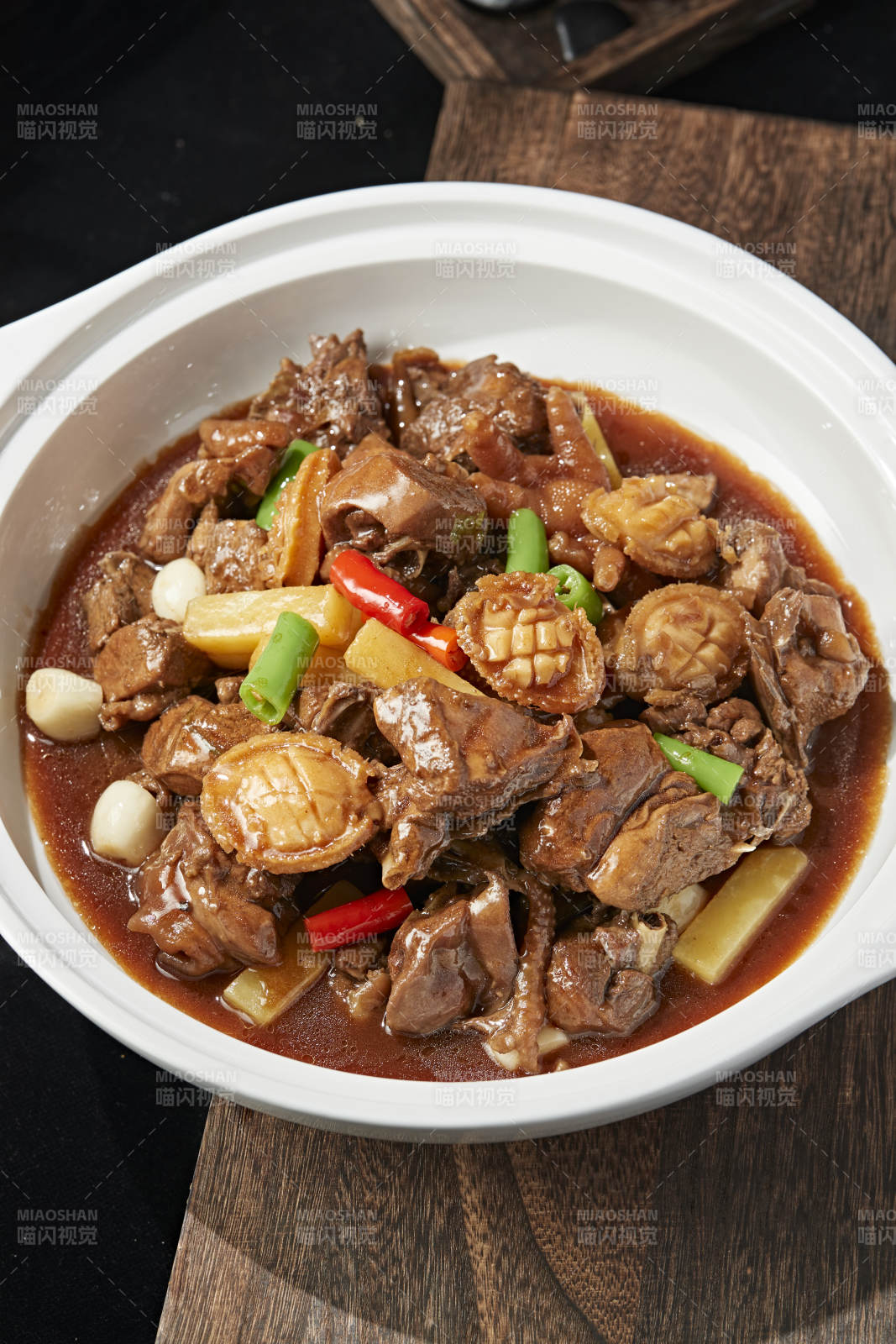 砂锅鲍鱼烧土鸡块图片