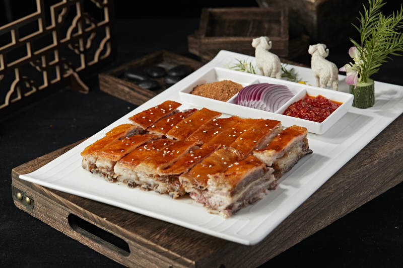 蒙餐烤羊排图片