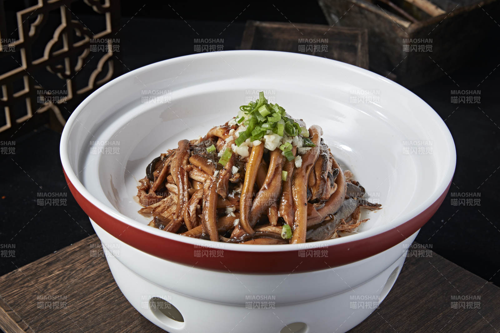 秘制生敲鳝丝图片