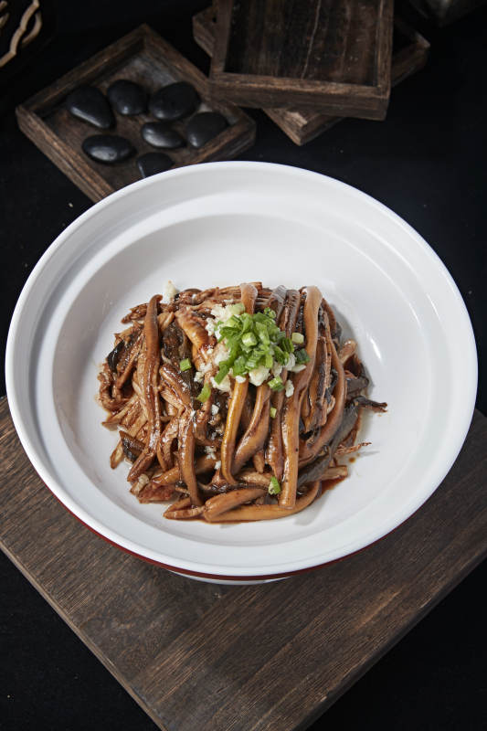 秘制生敲鳝丝图片