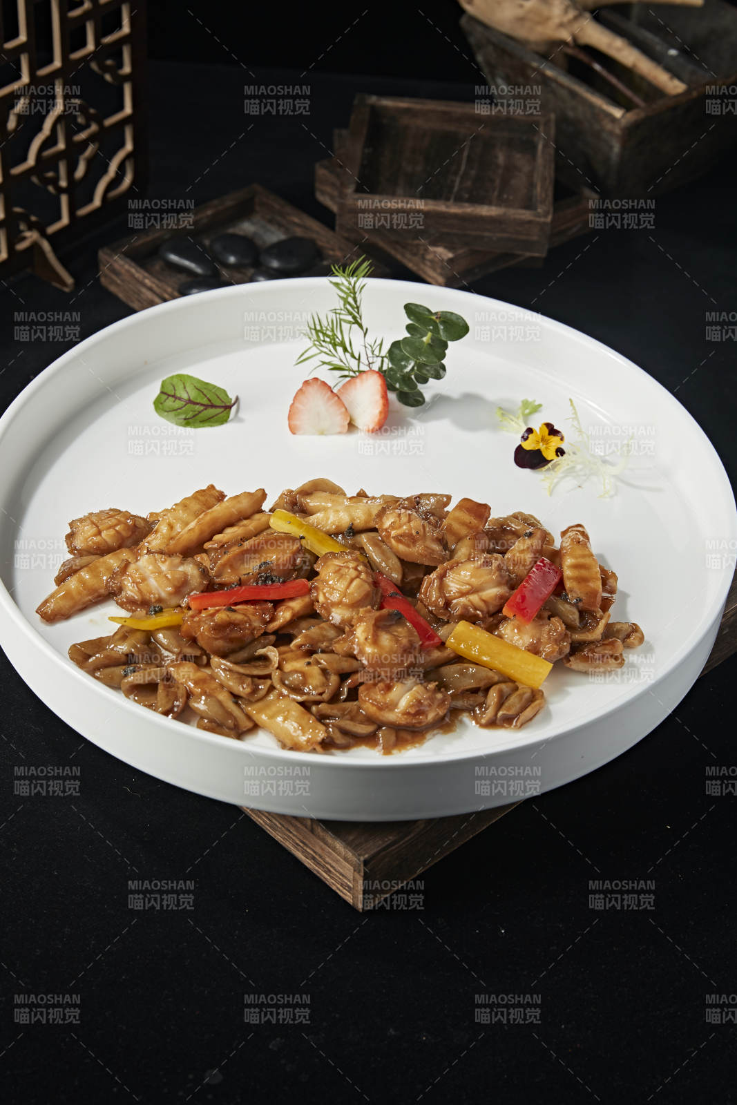 彩椒山药烧鲍鱼图片