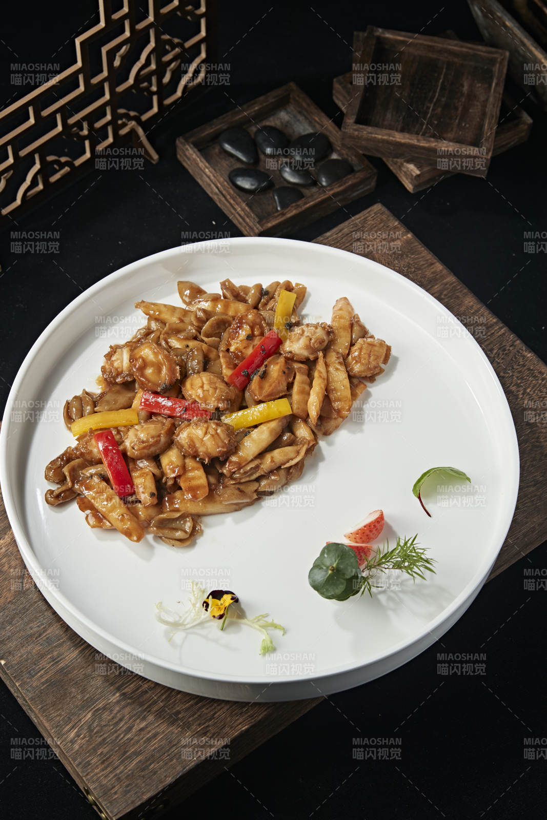 彩椒山药烧鲍鱼图片