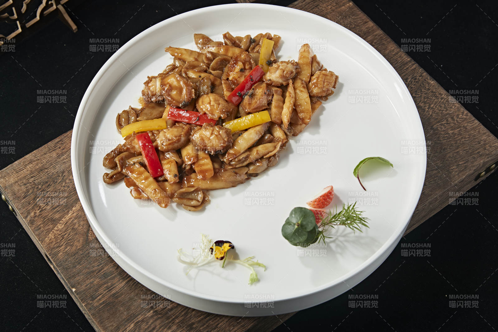 彩椒山药烧鲍鱼图片