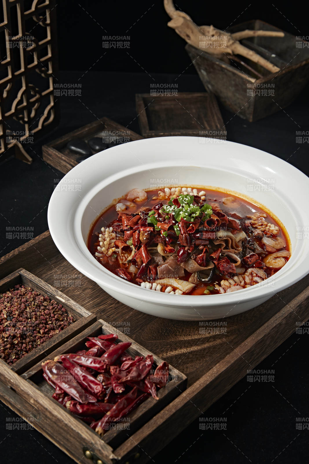 川味海鲜毛血旺图片