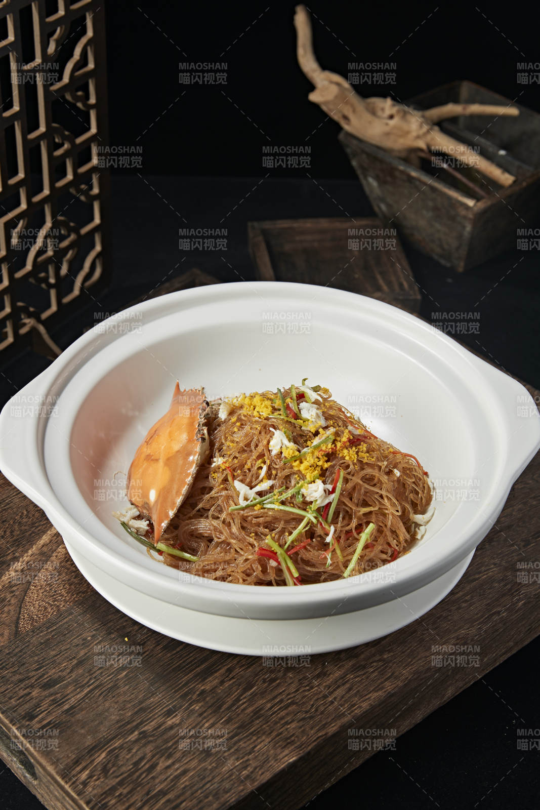 砂锅梭子蟹水晶粉丝煲图片