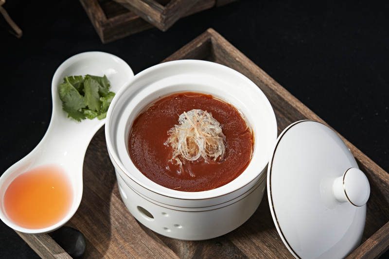 浓汤天九翅鱼翅图片