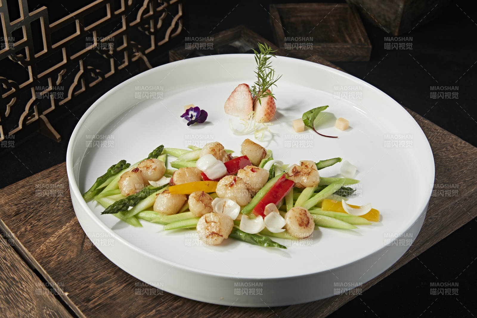 芦笋彩椒百合小炒澳带瑶柱图片