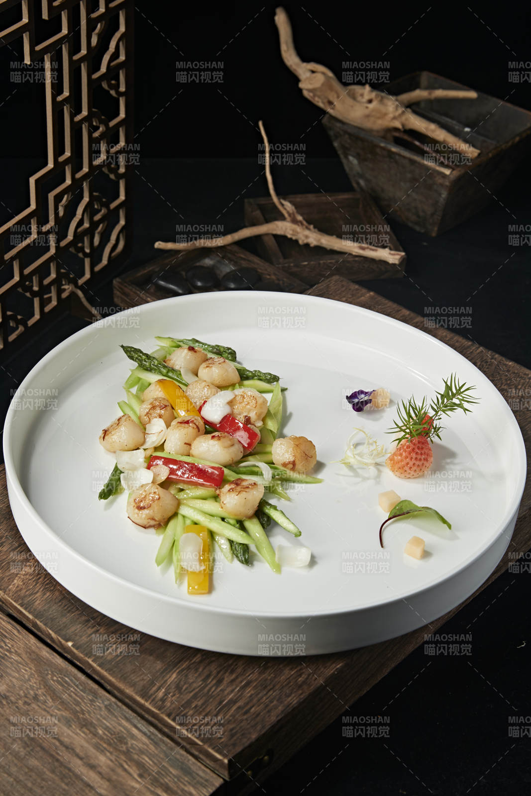 芦笋彩椒百合小炒澳带瑶柱图片