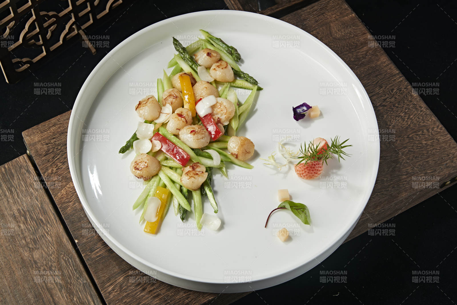 芦笋彩椒百合小炒澳带瑶柱图片