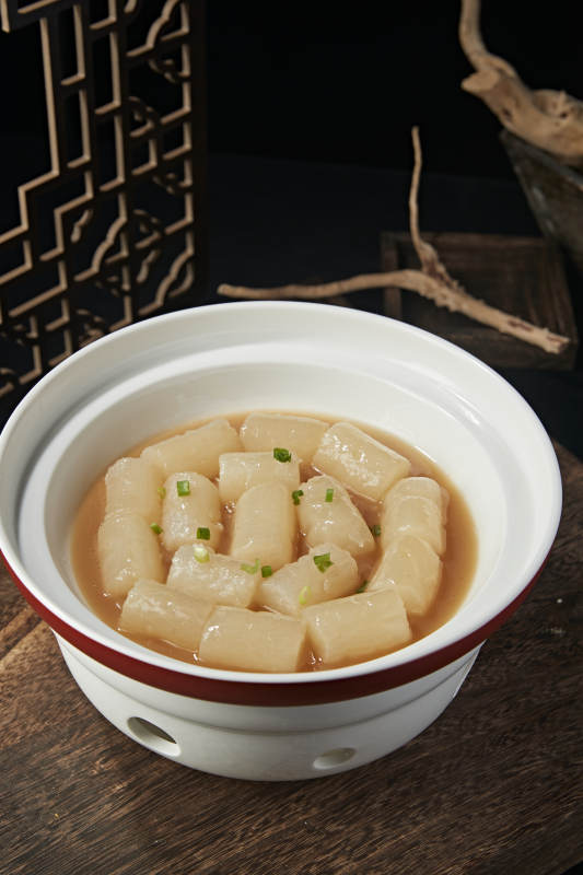 鲜鸡汤炖白萝卜图片