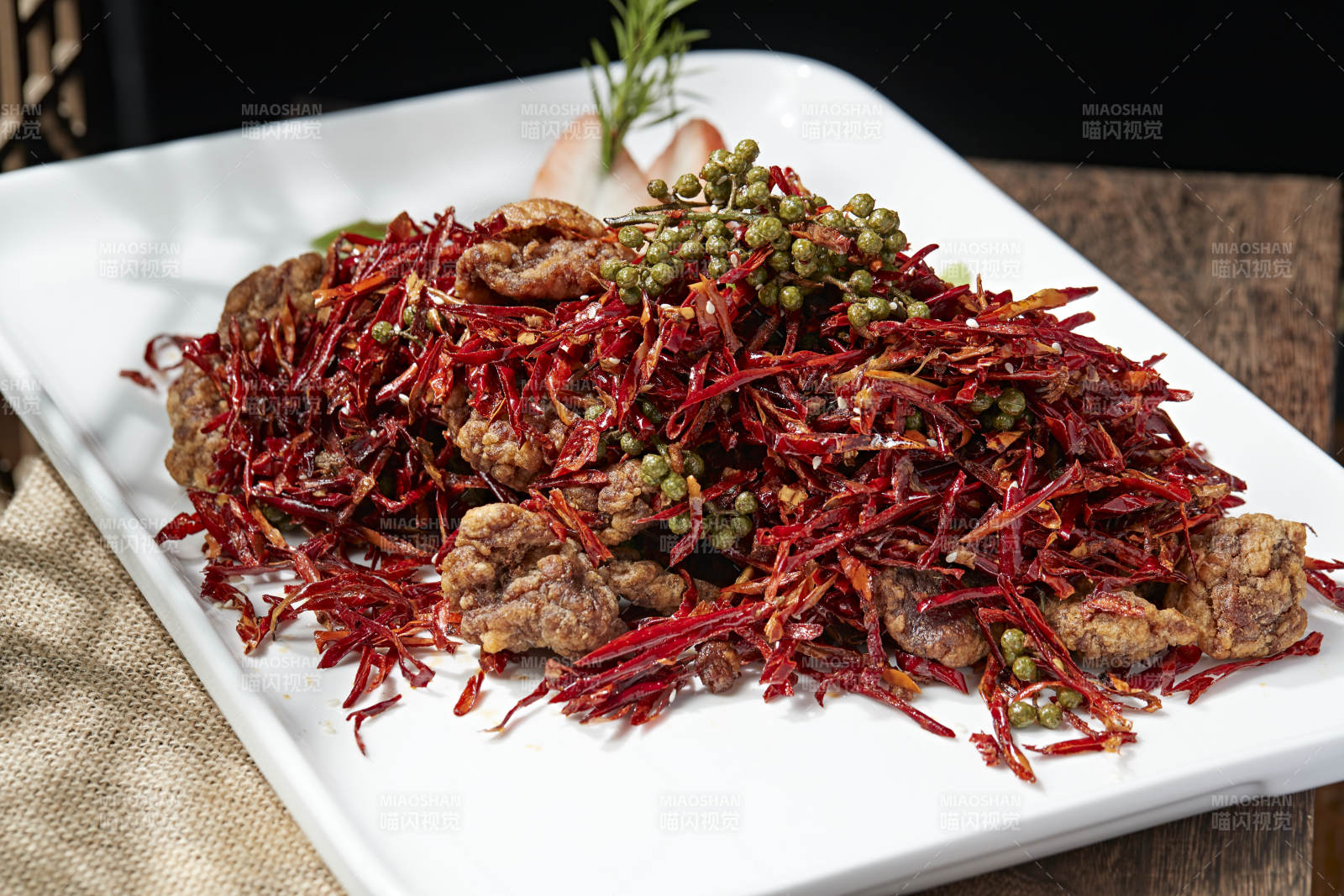 藤椒辣子牛肉图片