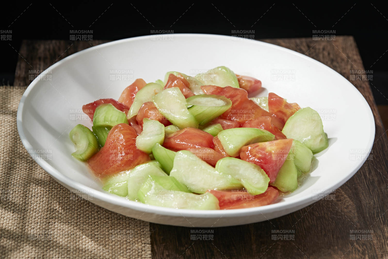 素炒番茄乳瓜图片