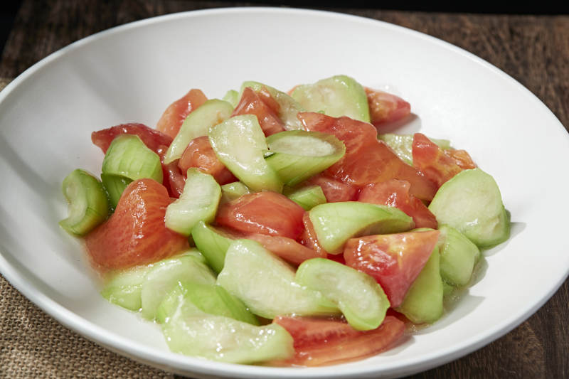 素炒番茄乳瓜图片