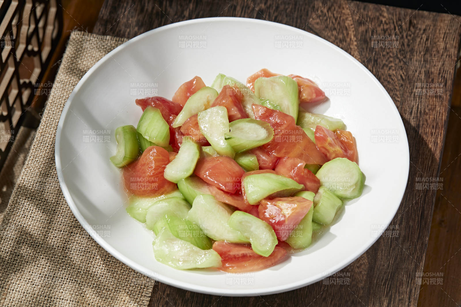 素炒番茄乳瓜图片