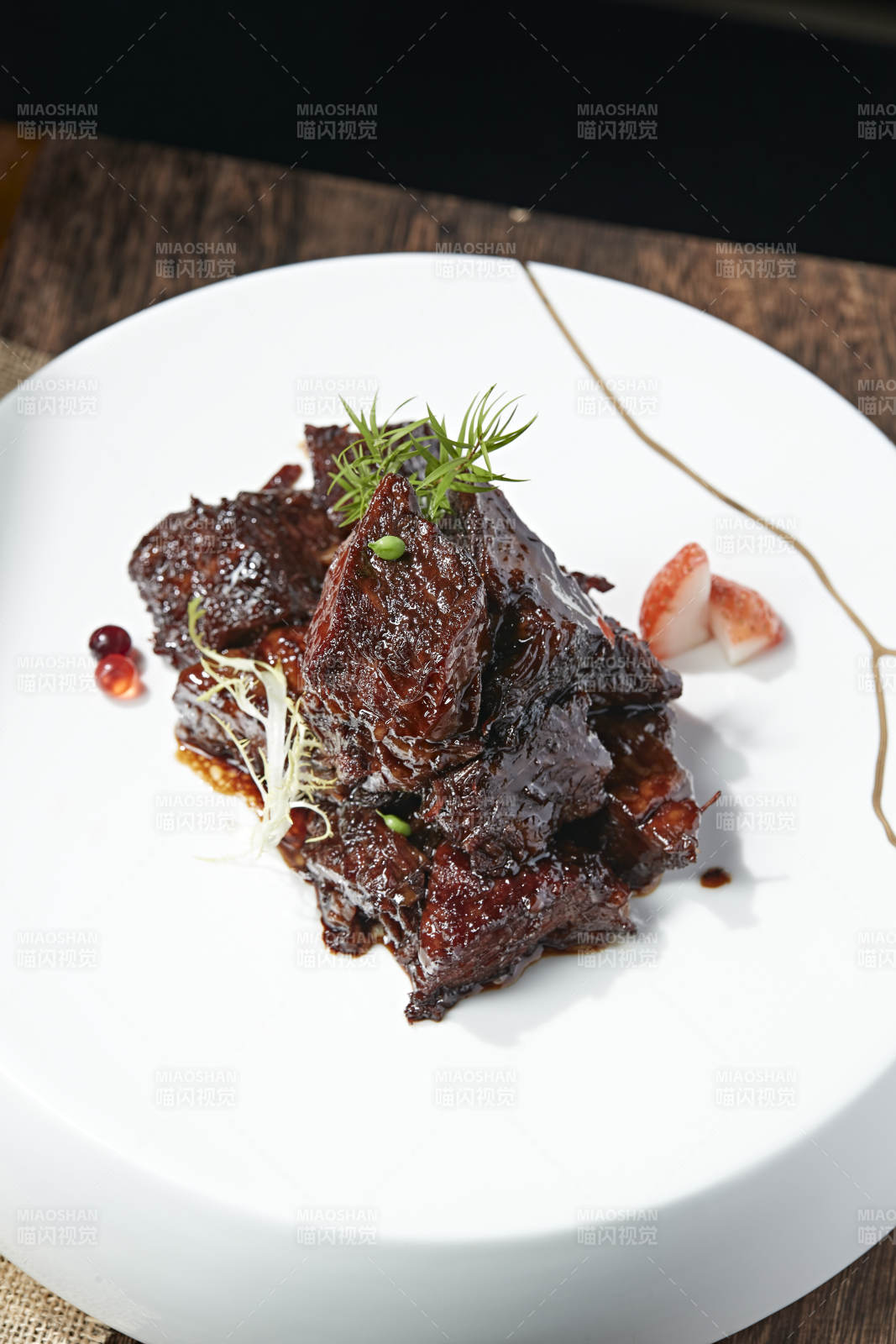 酱香和牛粒图片