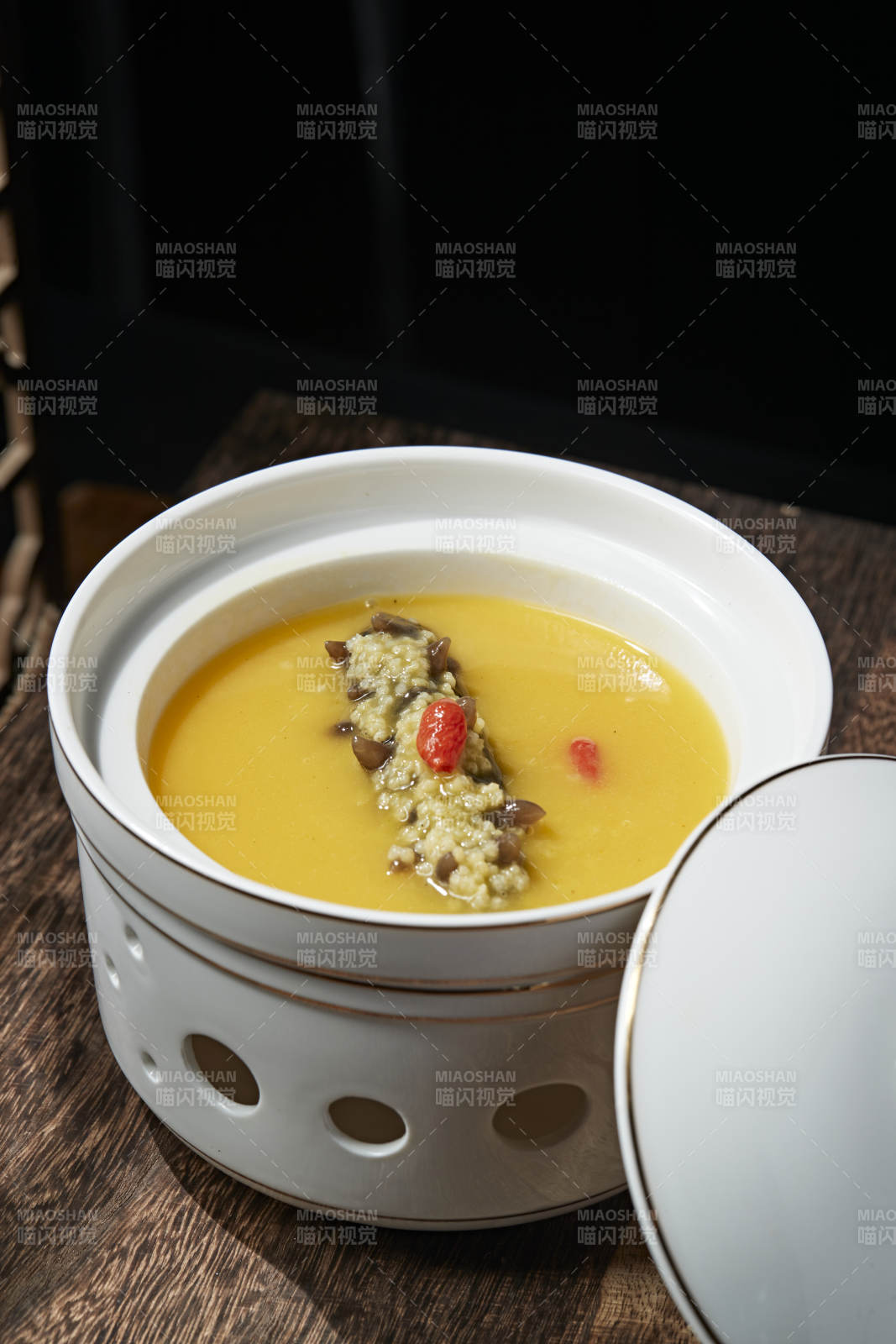 小米扣辽参图片