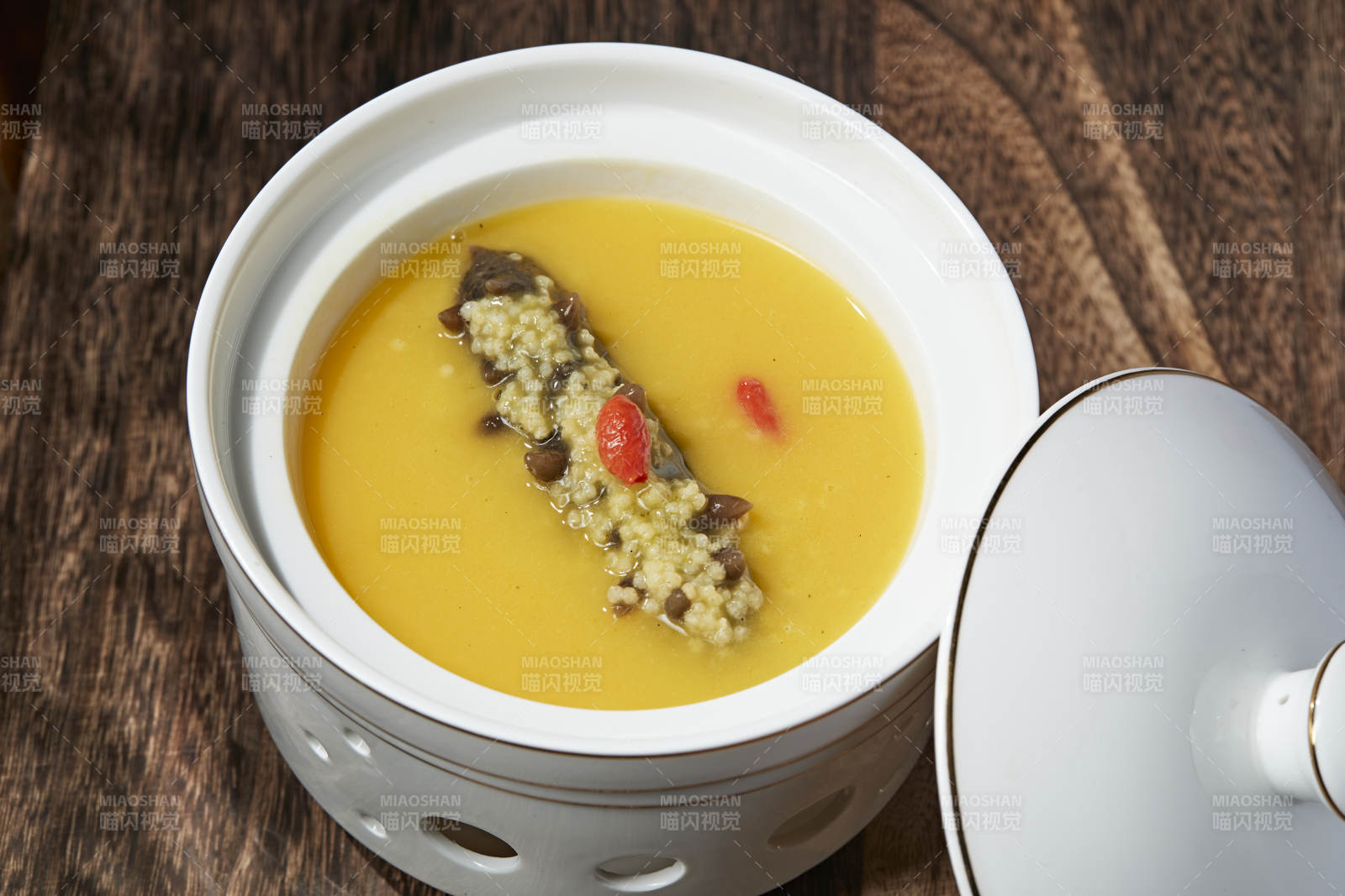 小米扣辽参图片