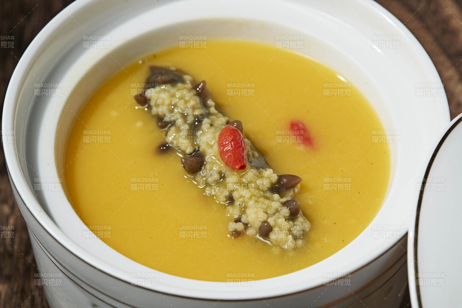 小米扣辽参图片