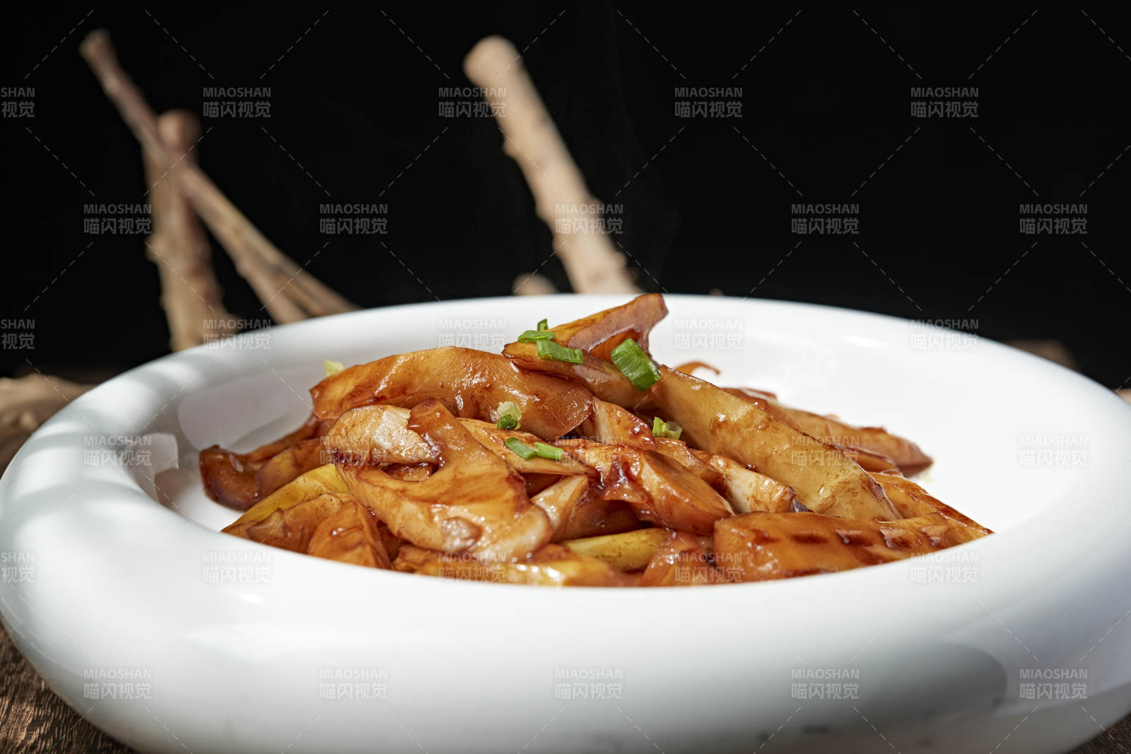 美味油焖冬笋图片