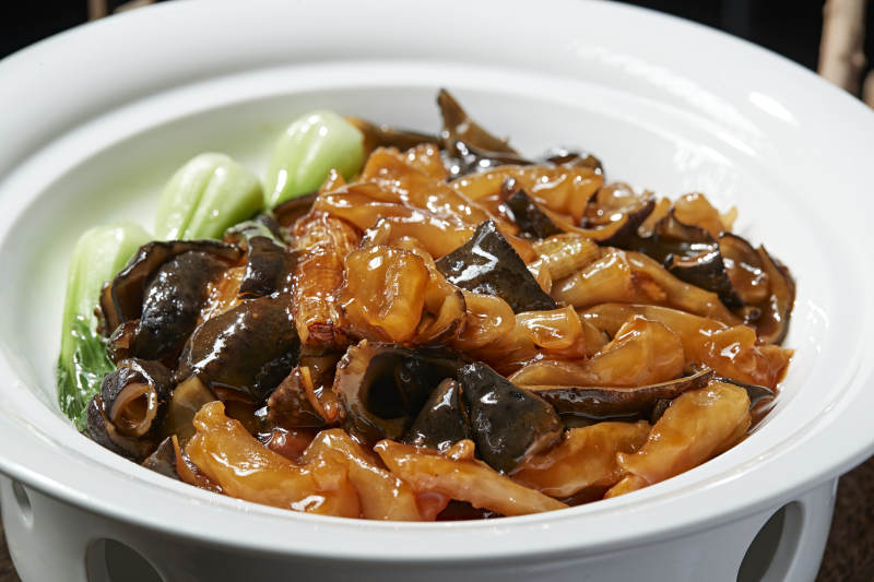 葱烧蹄筋海参皮图片