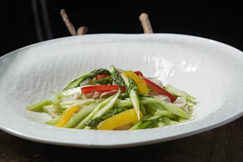 彩椒百合炒芦笋图片