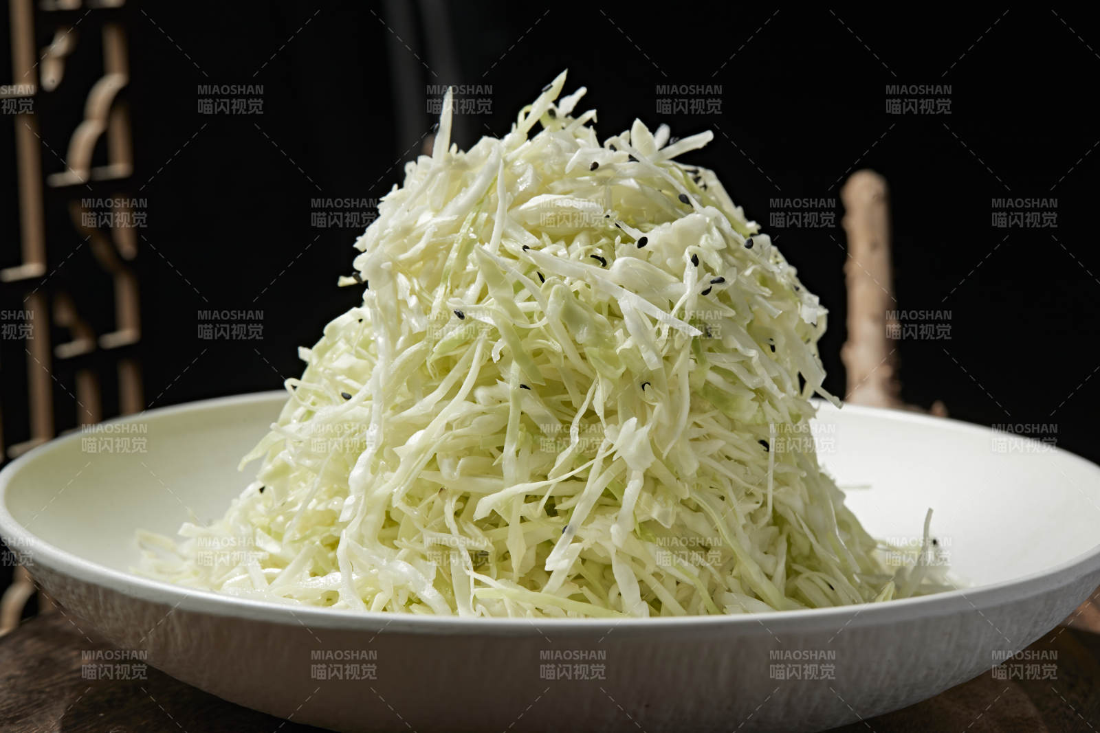 芥辣凉拌爽口包菜丝图片