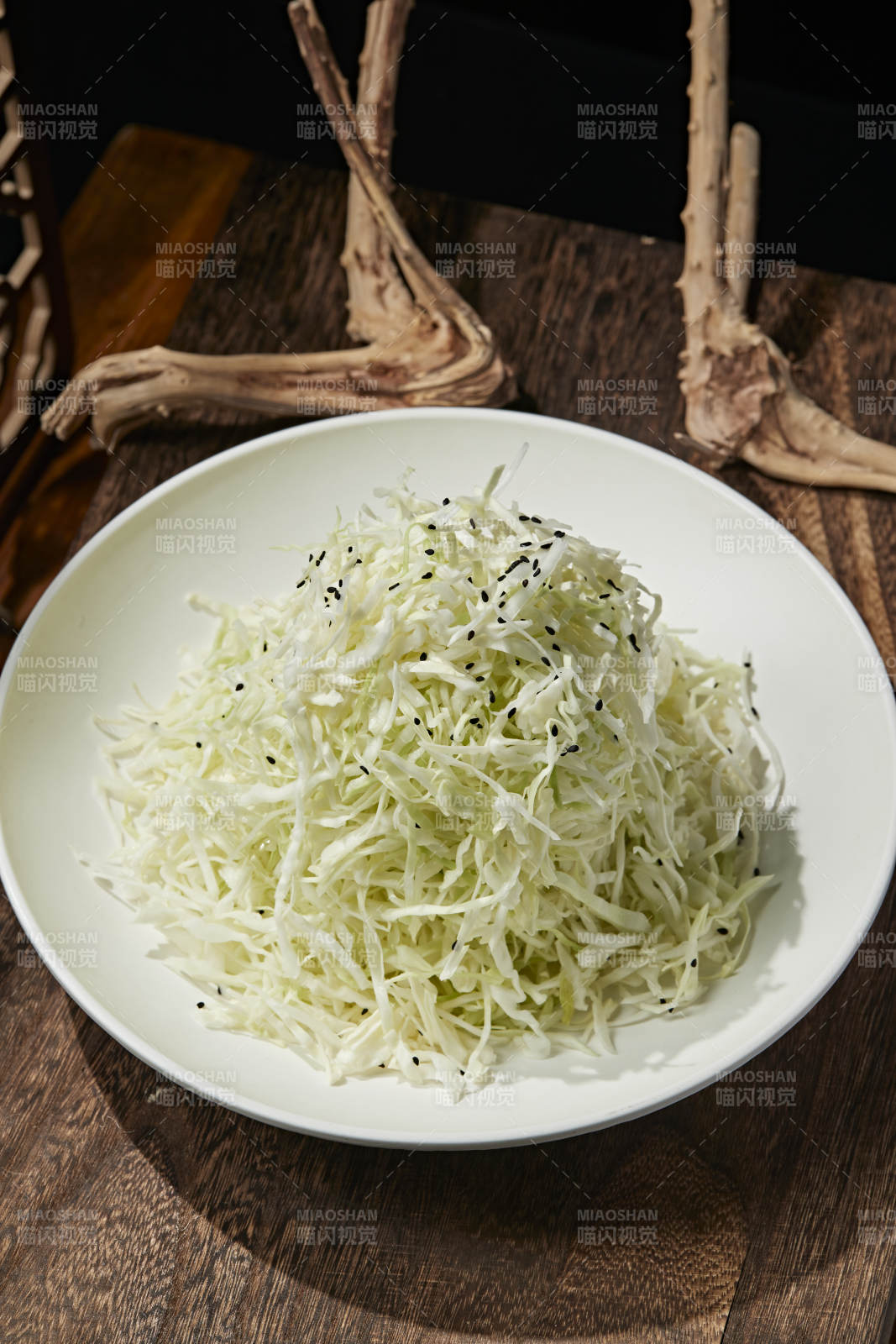 芥辣凉拌爽口包菜丝图片