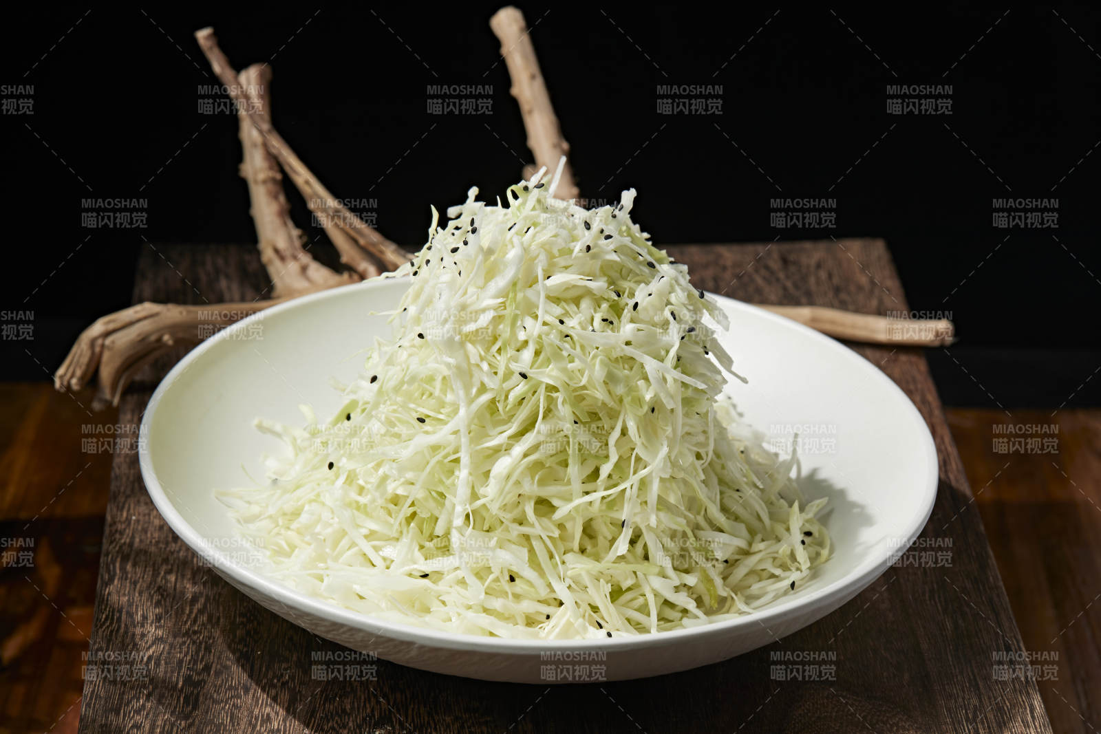 芥辣凉拌爽口包菜丝图片