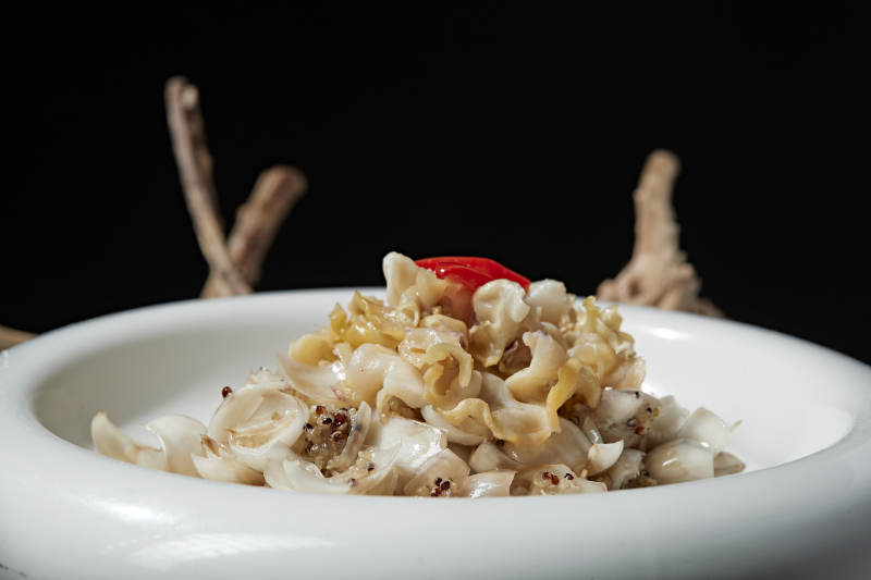 藜麦百合炒螺片图片