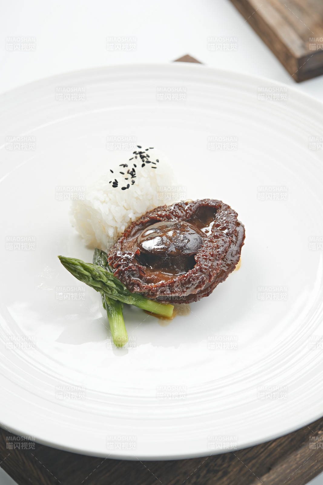 南非干鲍鲍汁捞饭图片