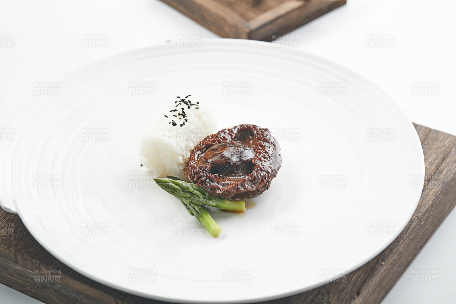 南非干鲍鲍汁捞饭图片