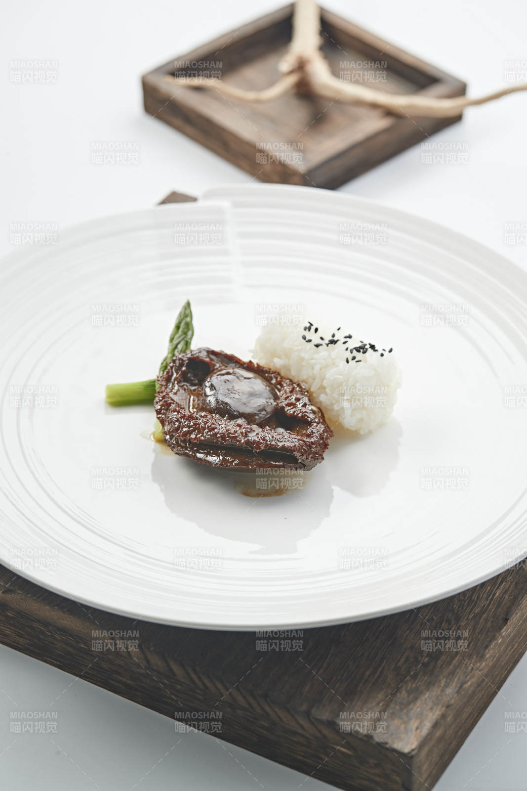 南非干鲍鲍汁捞饭图片