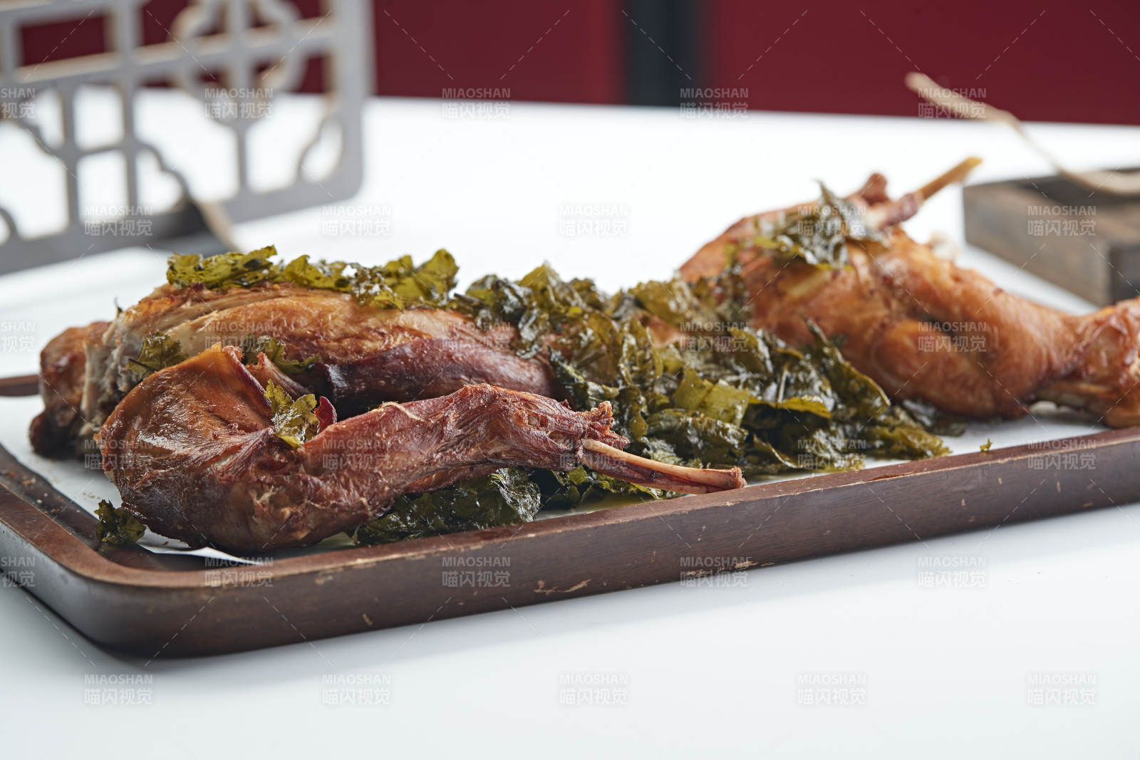 川味炭烤薄荷兔图片