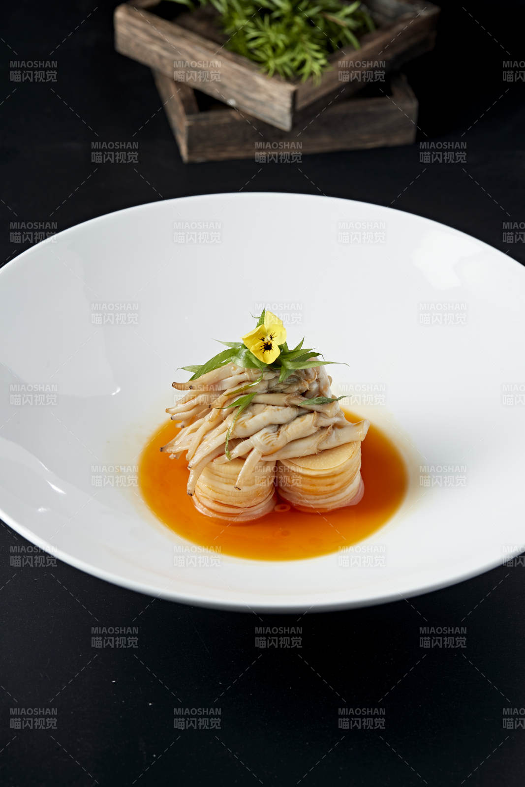 红油蒜香蛏子图片