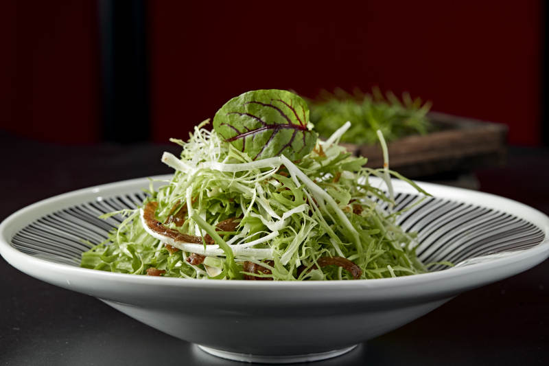 豆豉鲮鱼拌苦菊图片