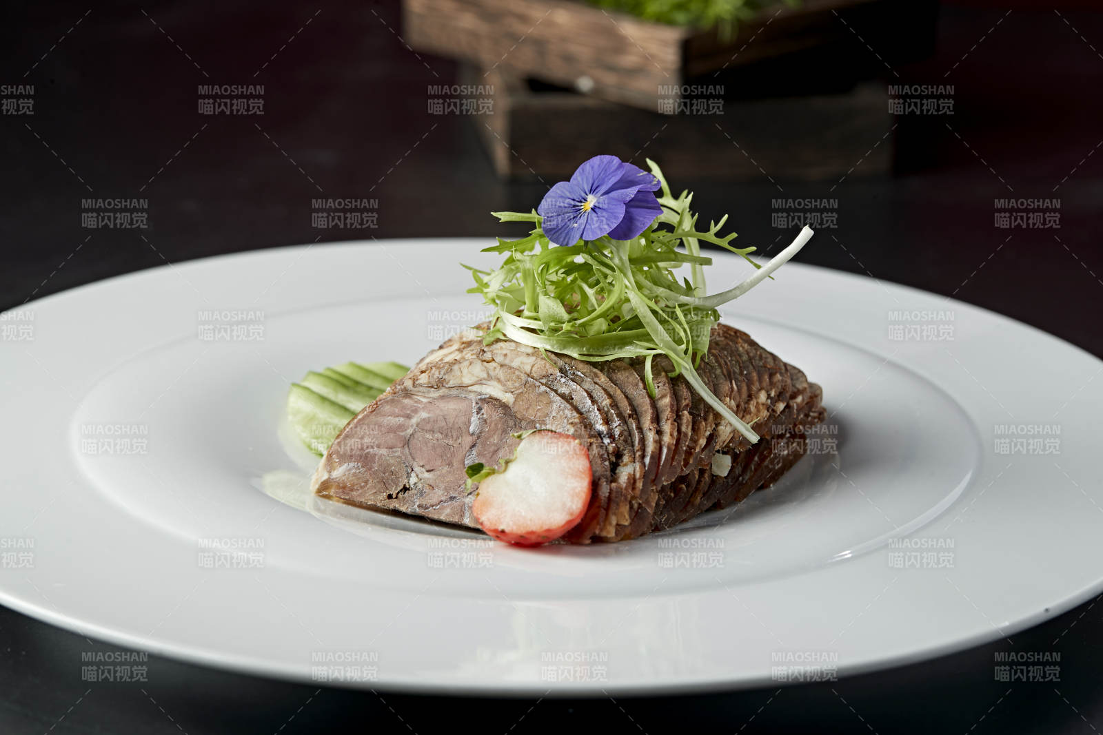 五香牛建切片图片