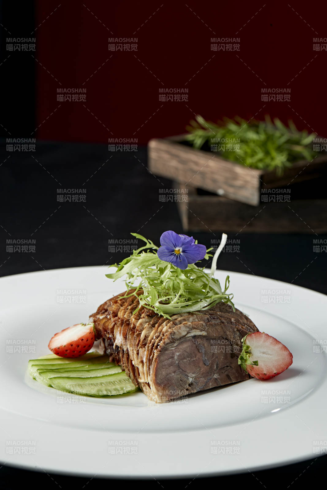 五香牛建切片图片