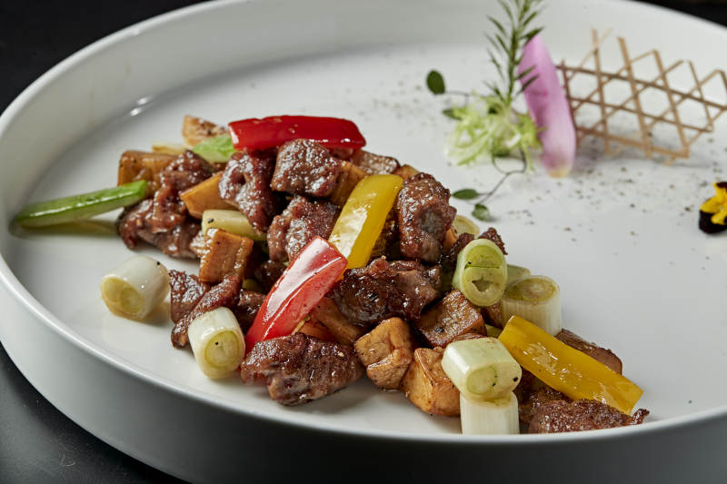 黑胡椒杏鲍菇牛仔粒图片