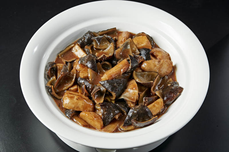 葱烧土豆海参皮图片