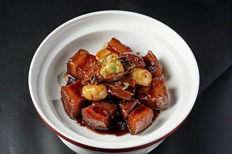 蒜头红烧肉图片